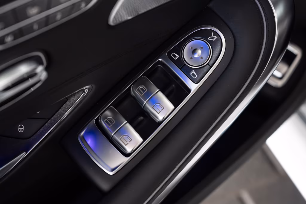 Mercedes-Benz S 560