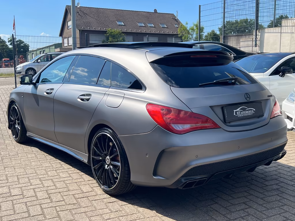 Mercedes-Benz CLA 45 AMG