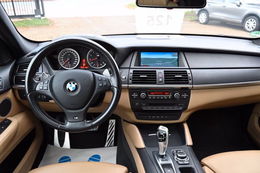 BMW X6 M