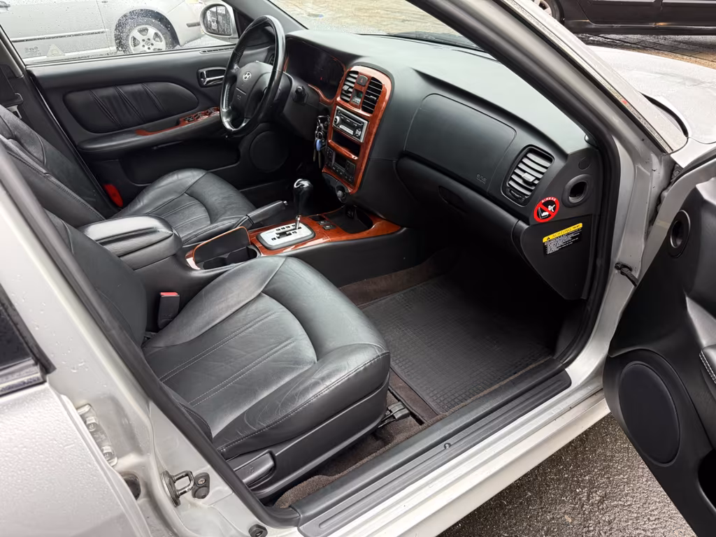 Hyundai SONATA