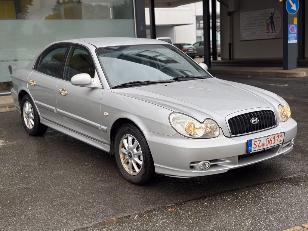 Hyundai SONATA