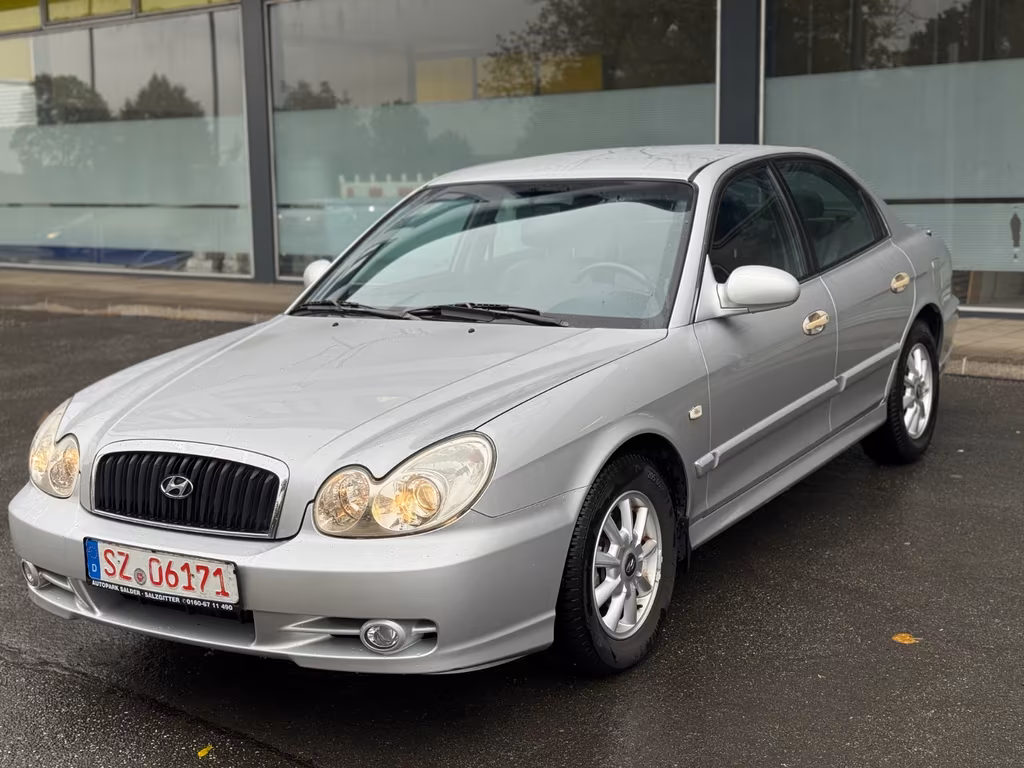Hyundai SONATA