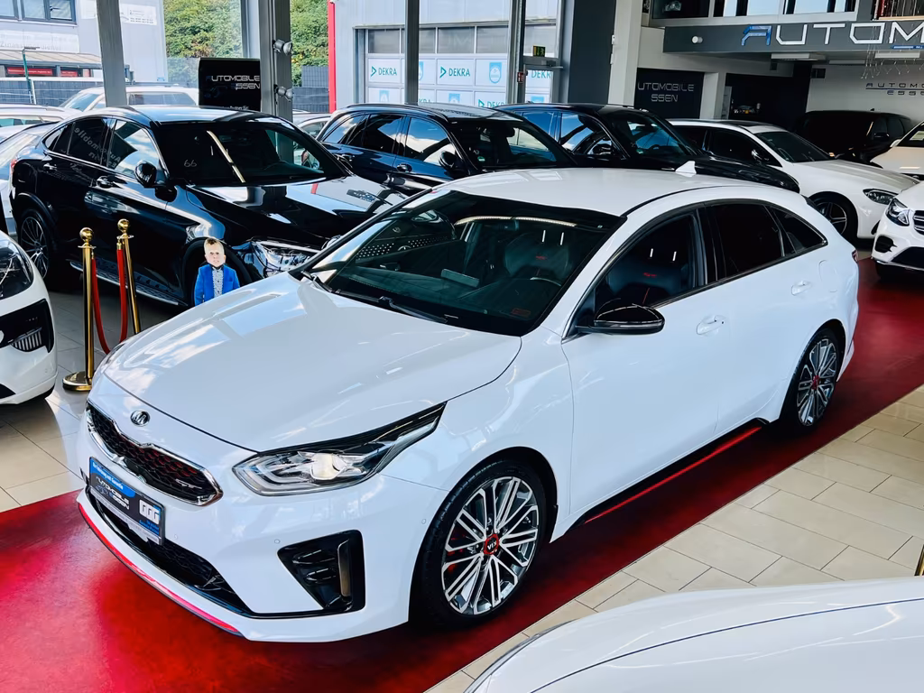 Kia ProCeed