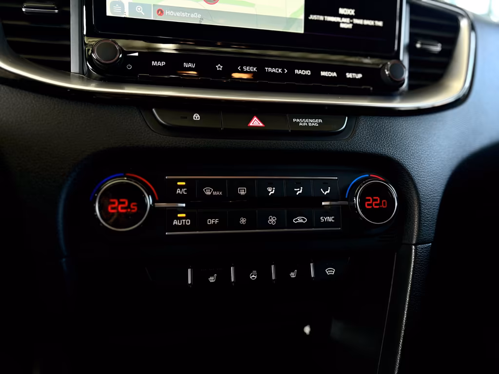 Kia ProCeed
