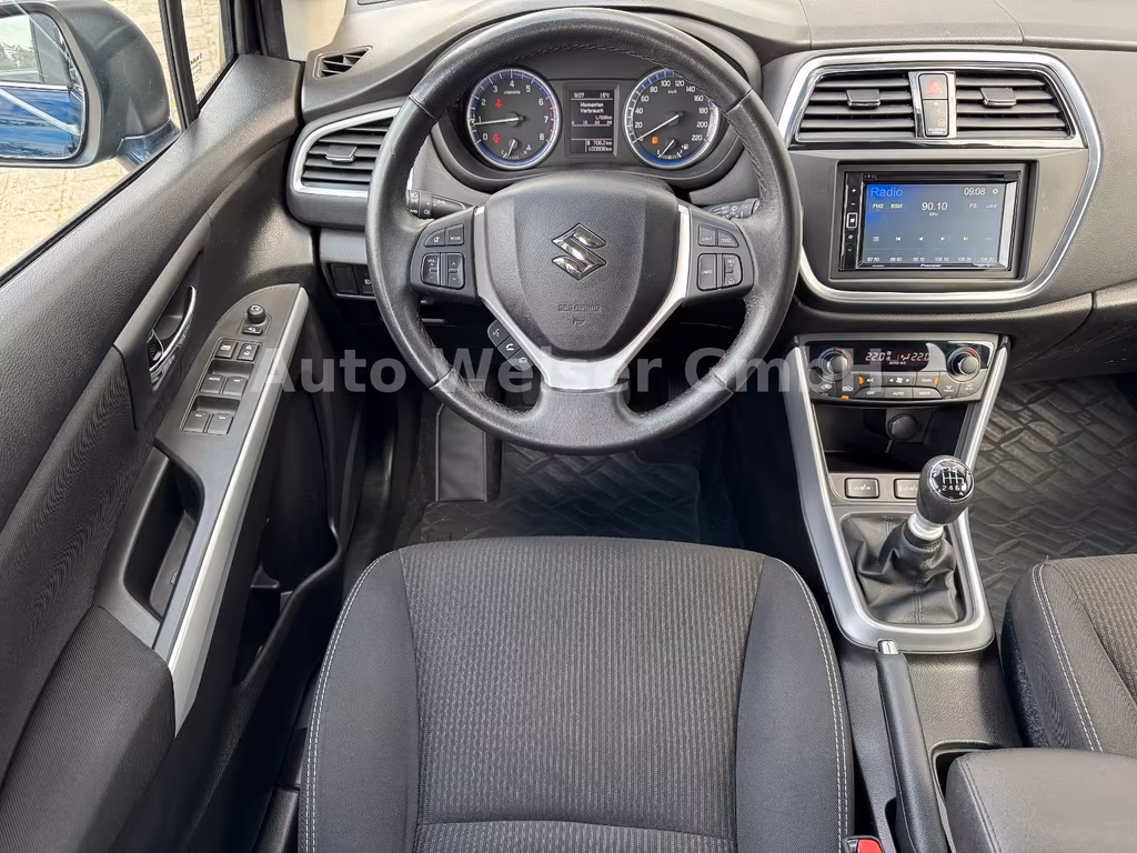 Suzuki SX4
