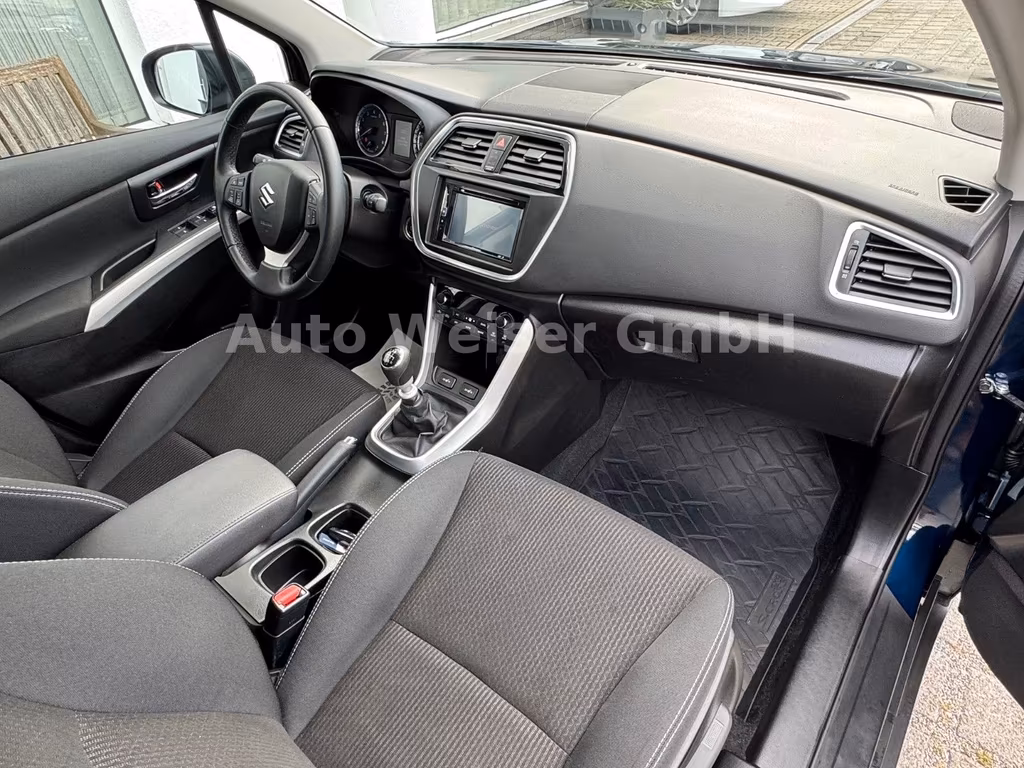 Suzuki SX4