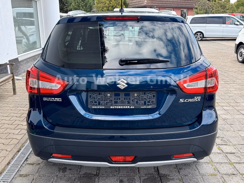Suzuki SX4