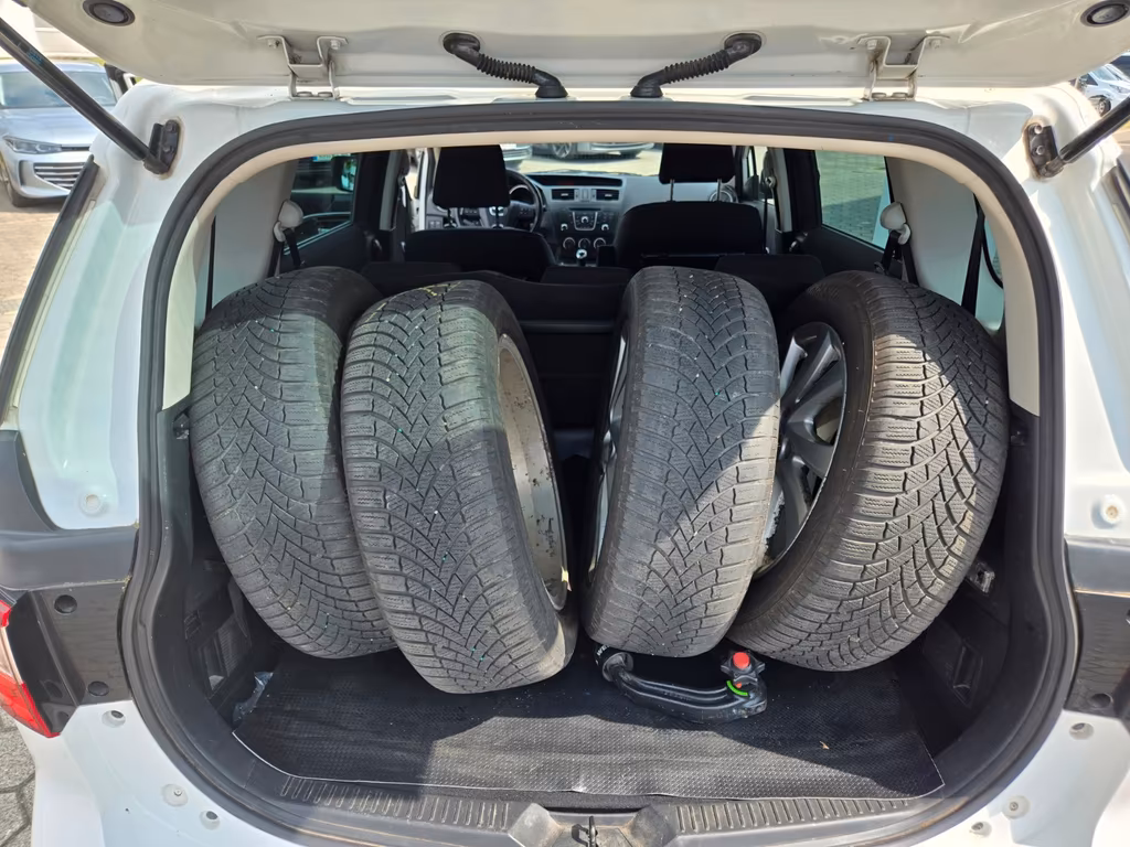 Mazda 5