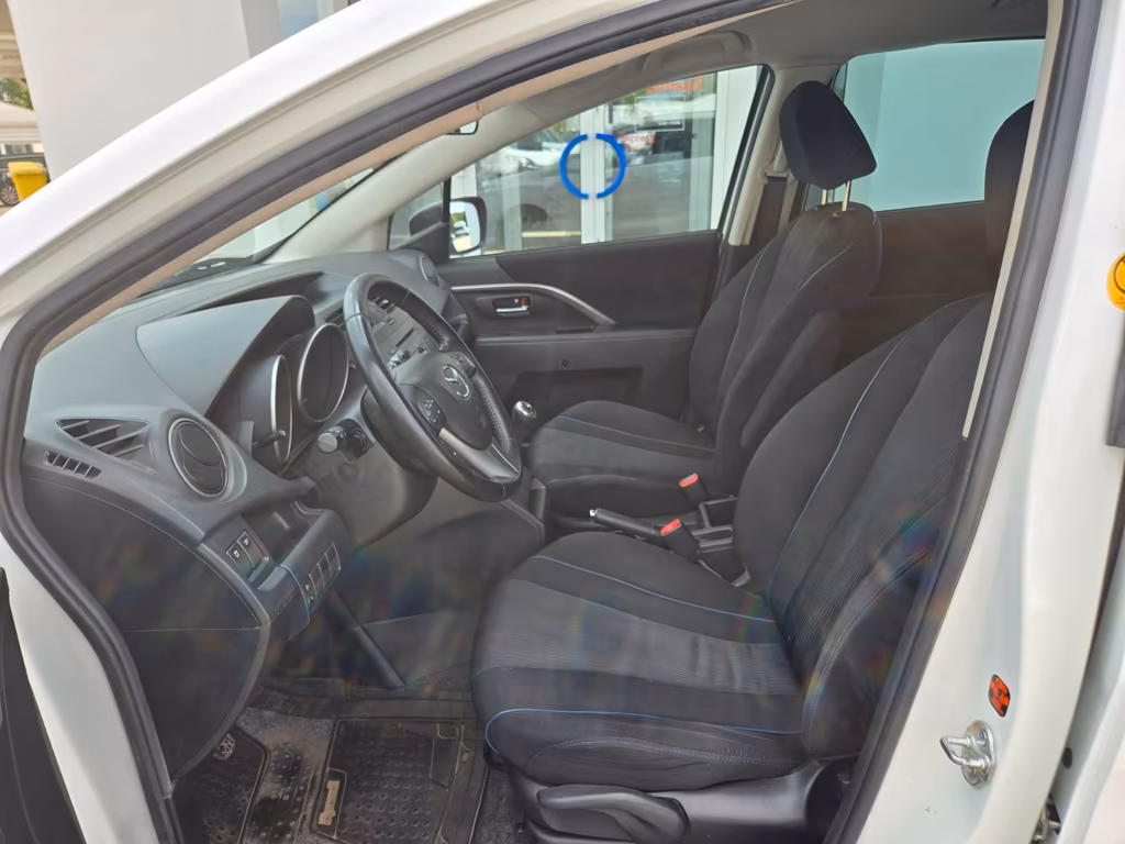 Mazda 5