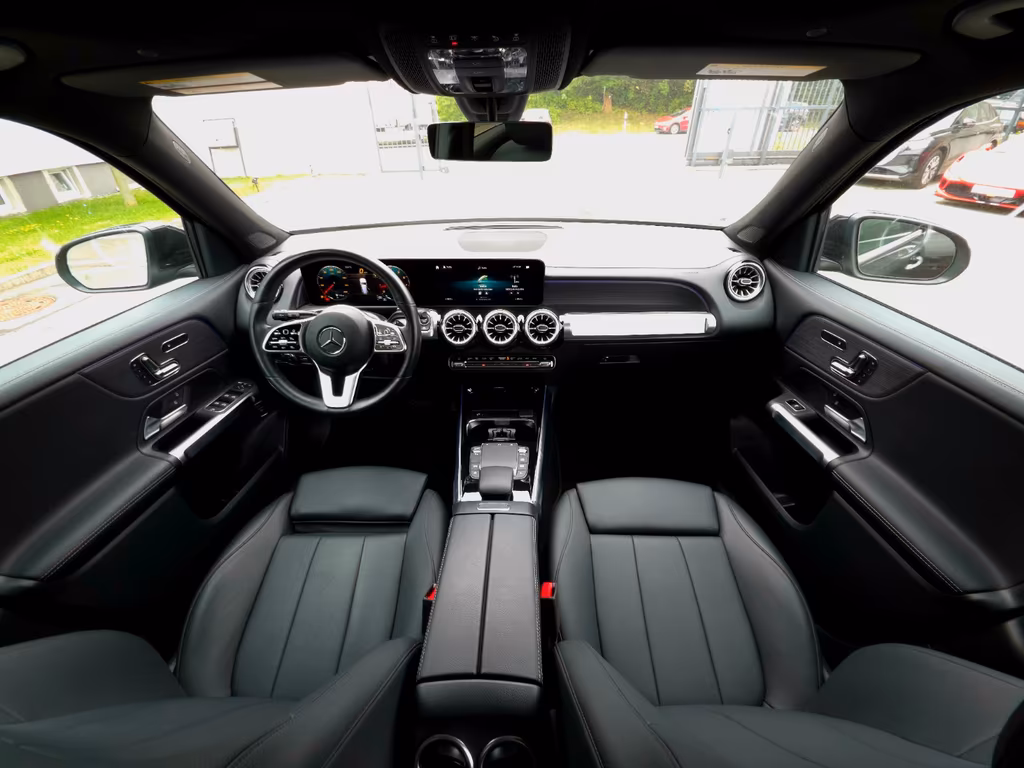 Mercedes-Benz GLB 250