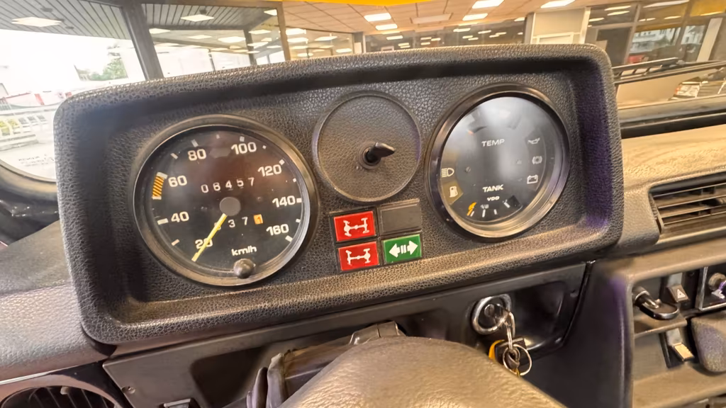 Mercedes-Benz G 300