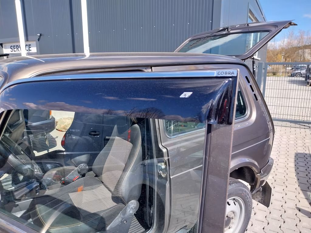 Lada Urban