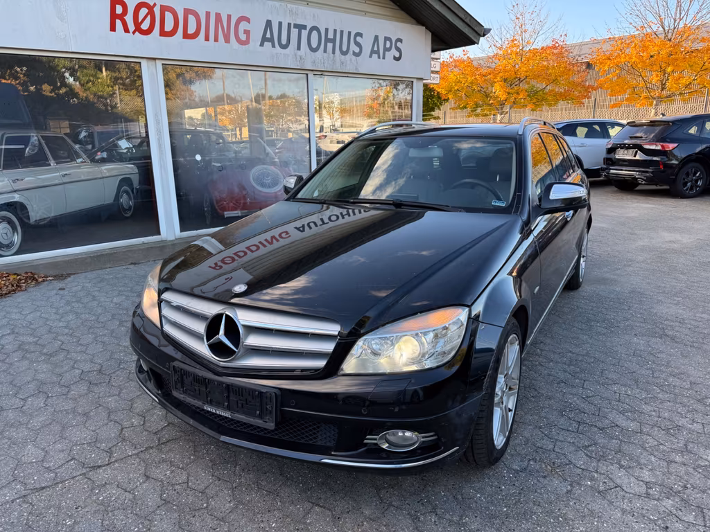 Mercedes-Benz C 320