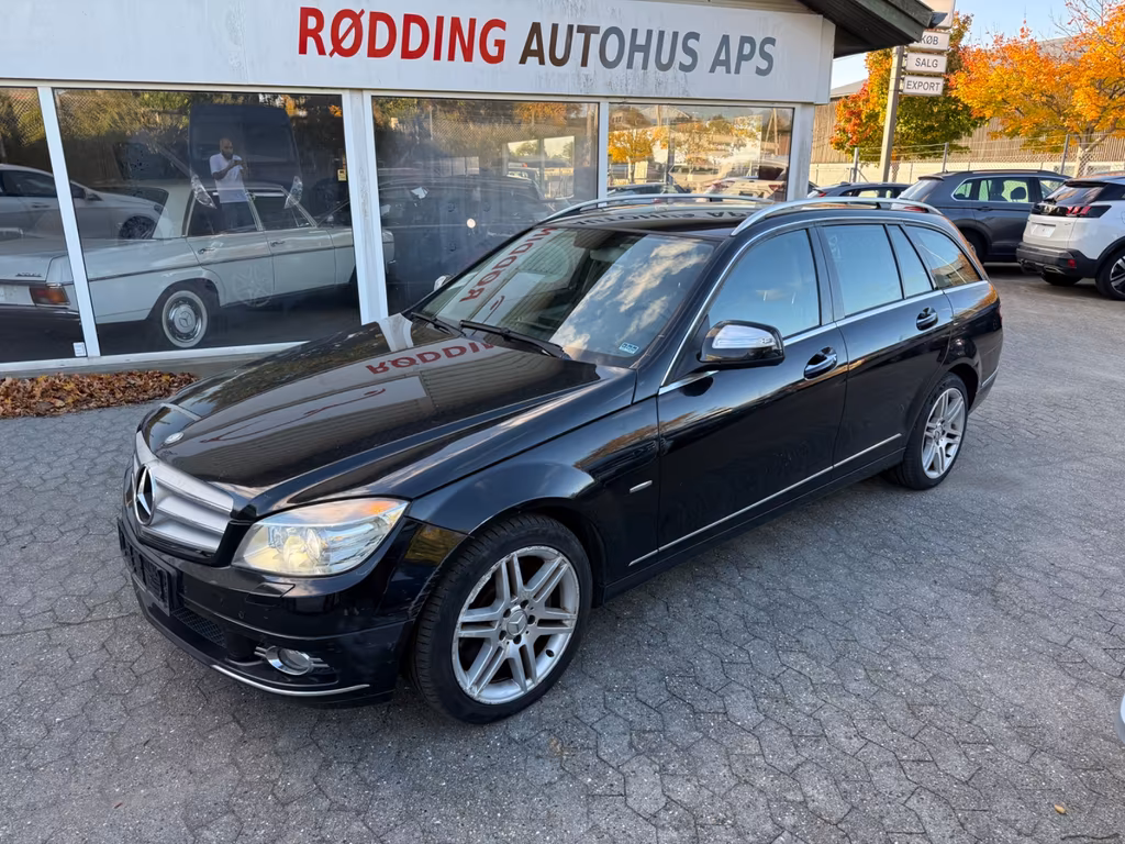 Mercedes-Benz C 320