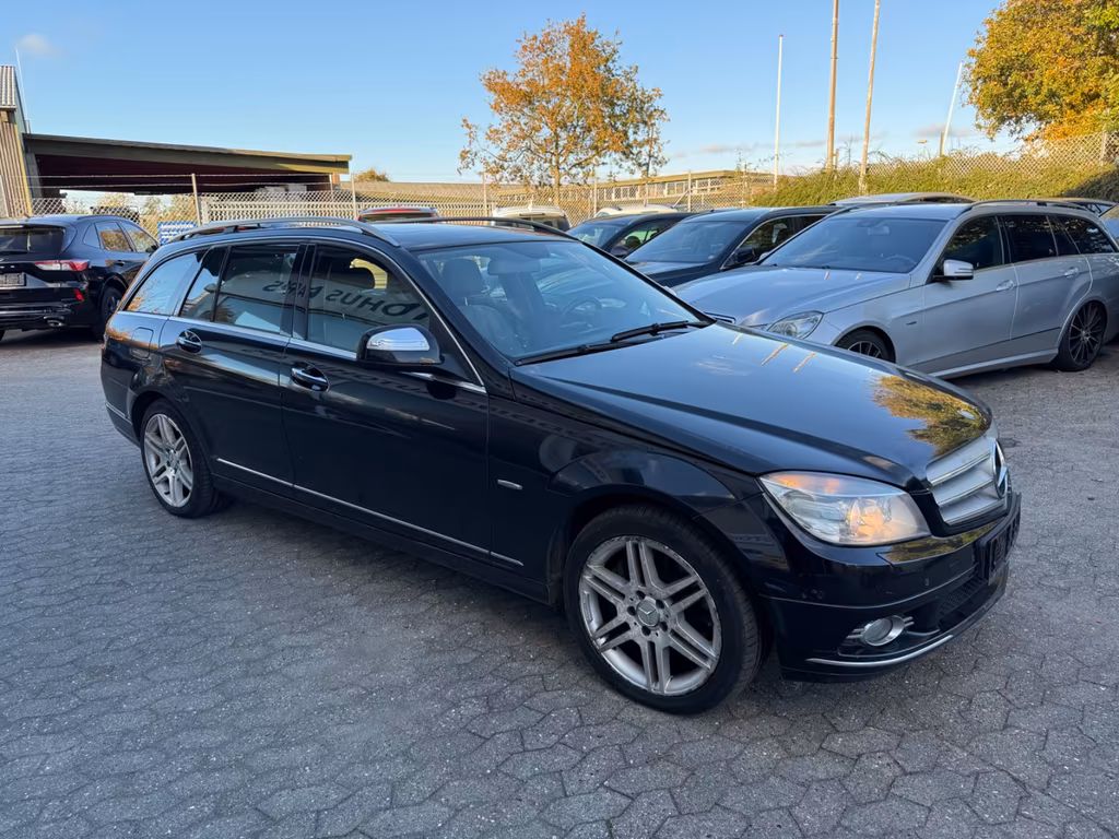 Mercedes-Benz C 320