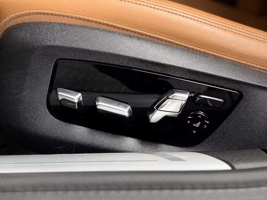 BMW 745