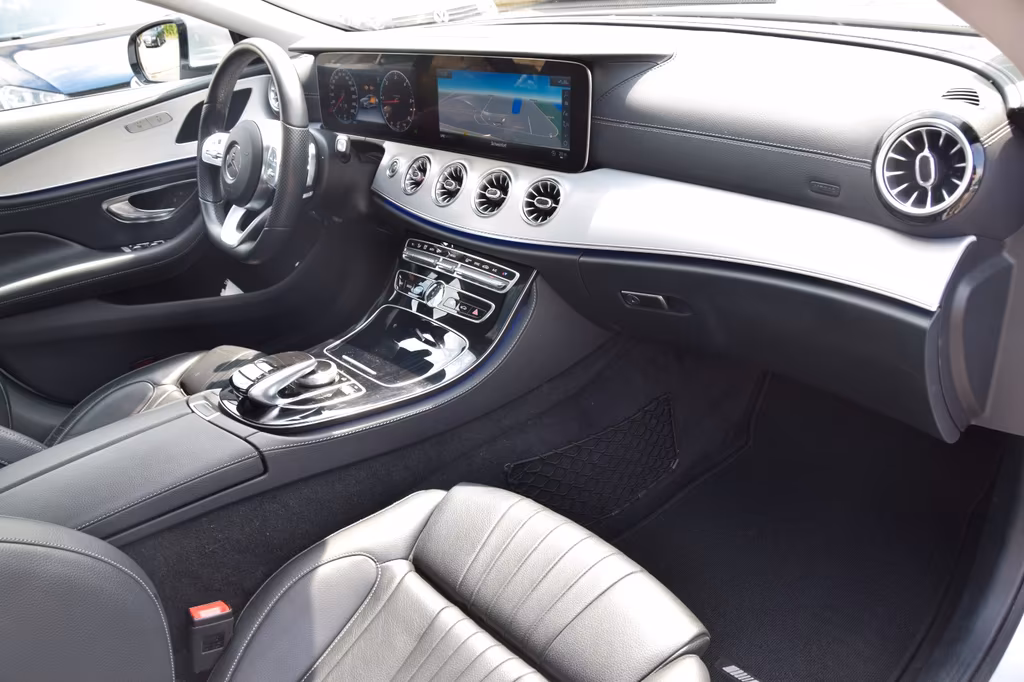 Mercedes-Benz CLS 300
