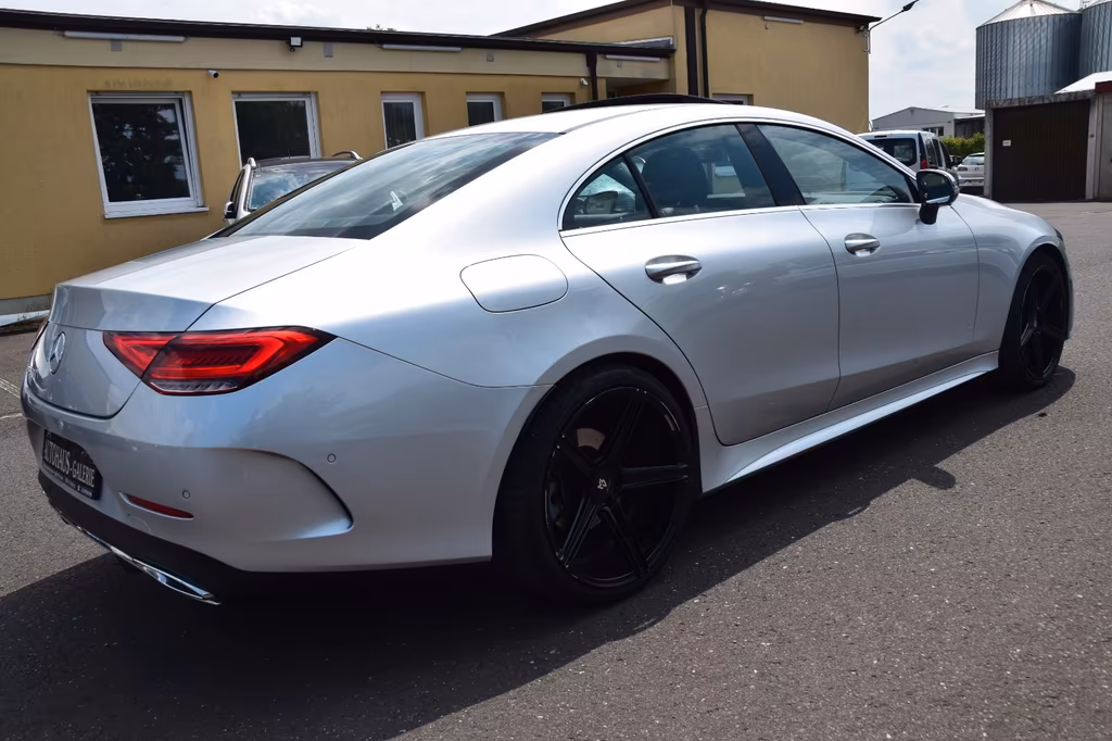 Mercedes-Benz CLS 300