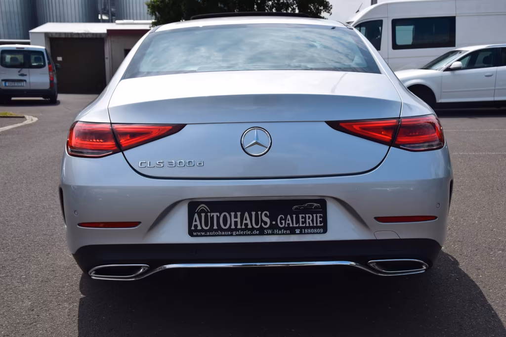 Mercedes-Benz CLS 300