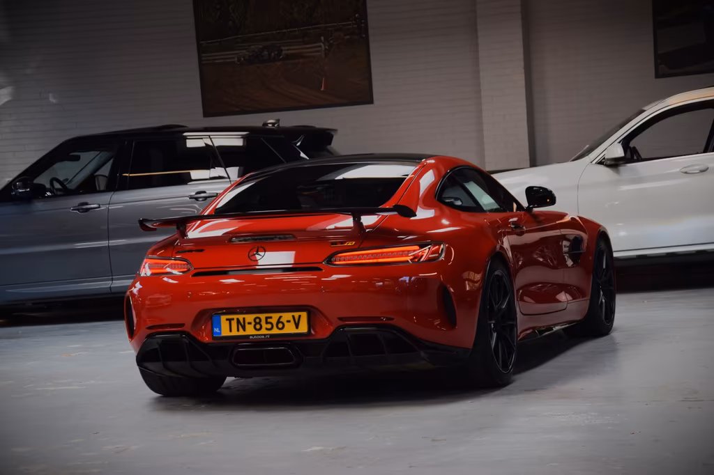 Mercedes-Benz AMG GT R