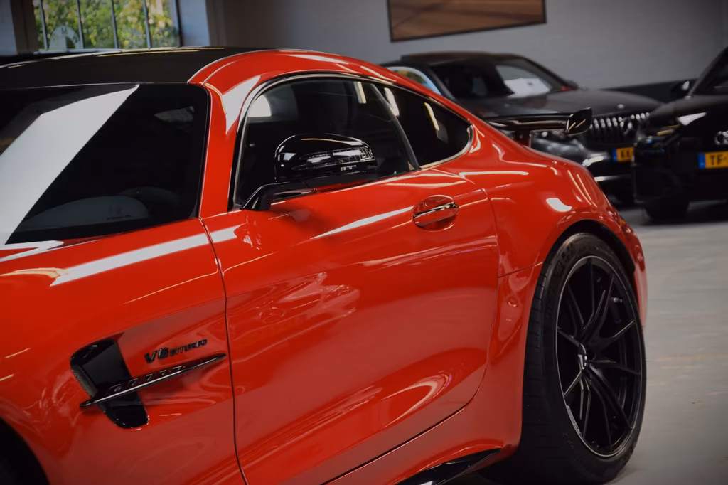 Mercedes-Benz AMG GT R