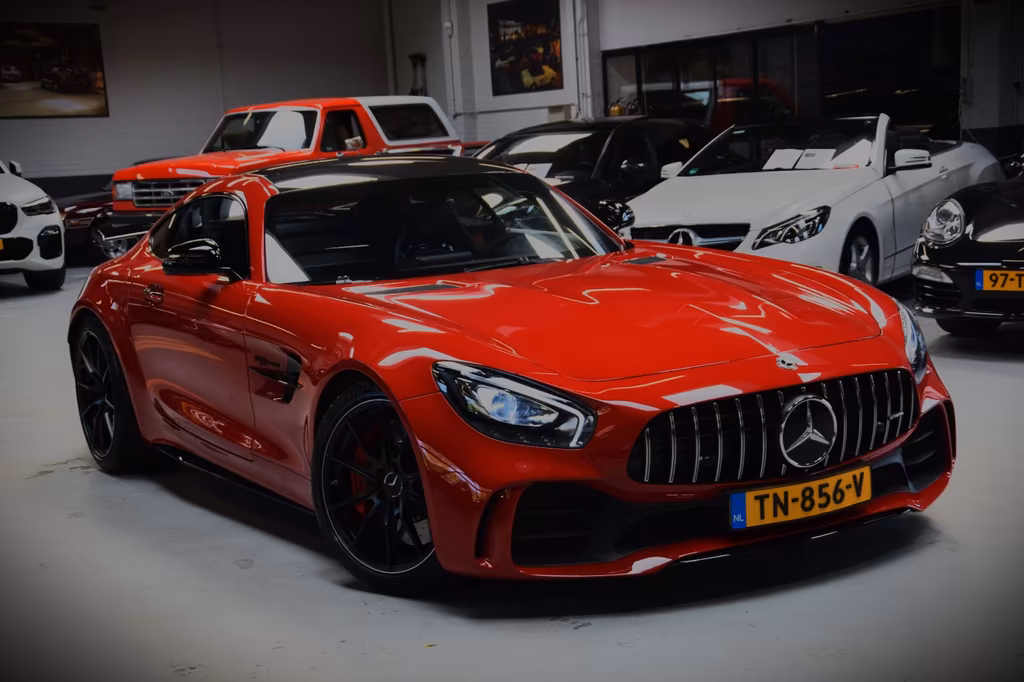 Mercedes-Benz AMG GT R