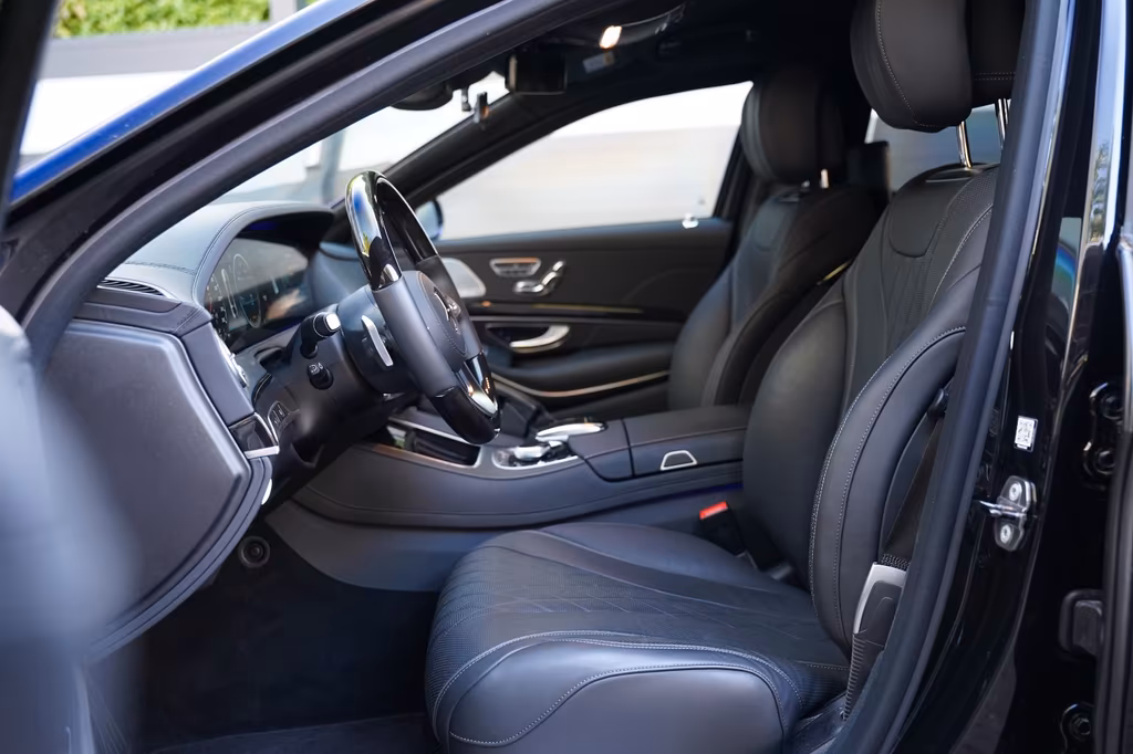 Mercedes-Benz S 600