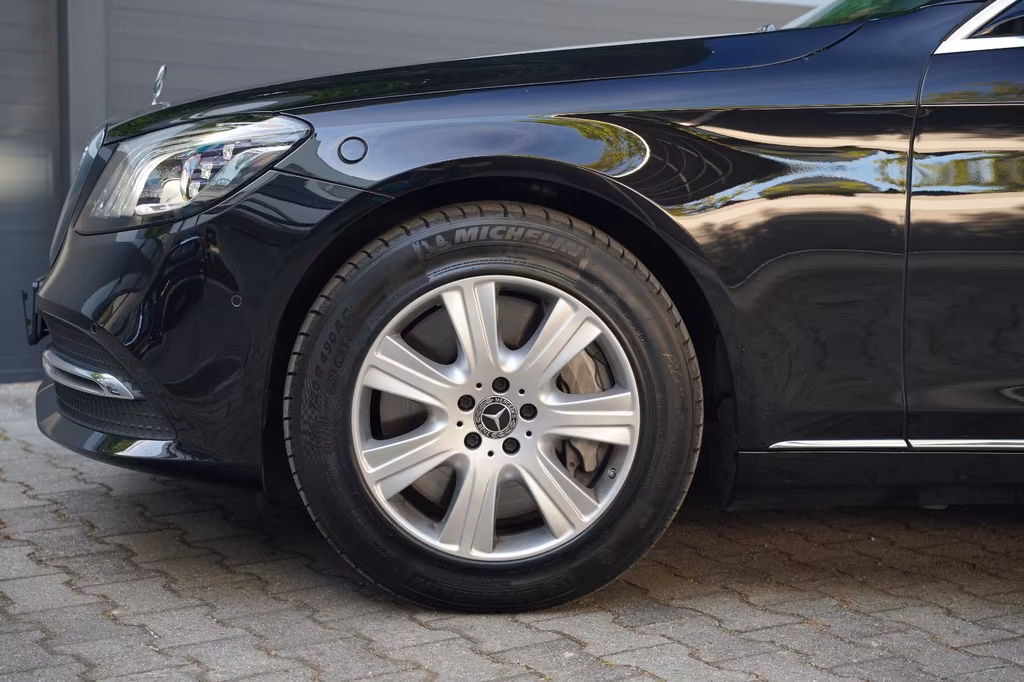 Mercedes-Benz S 600