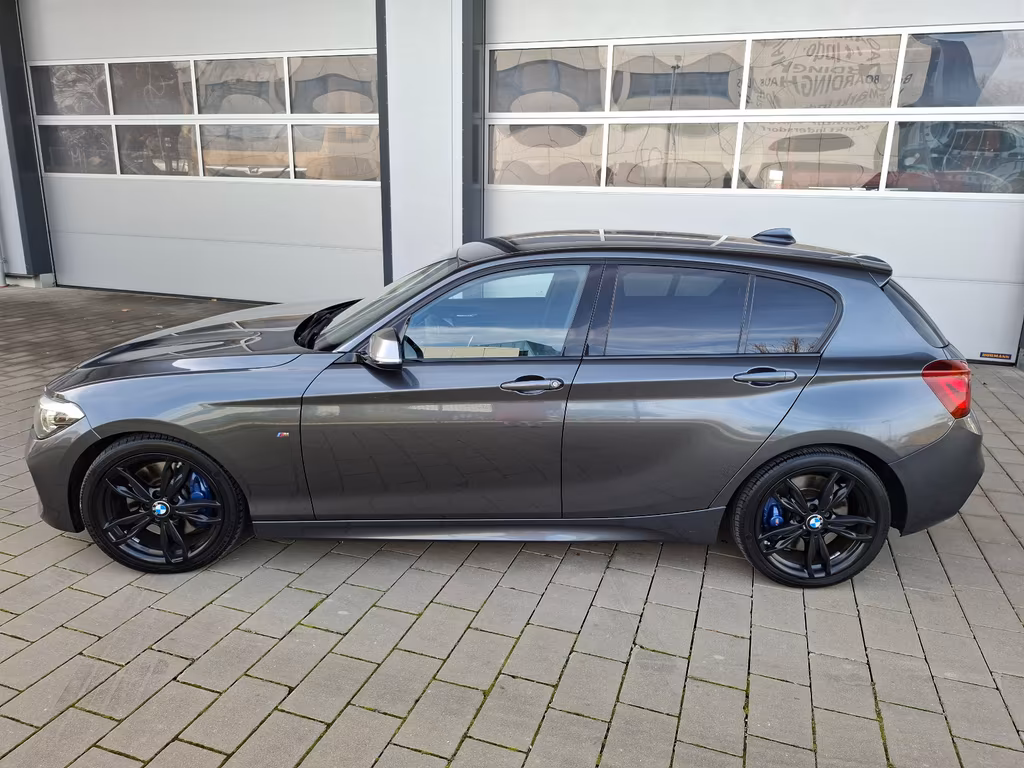 BMW M140i
