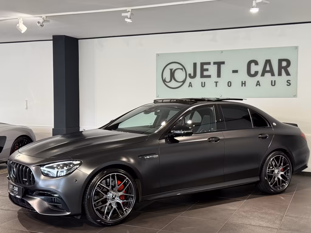 Mercedes-Benz E 63 AMG
