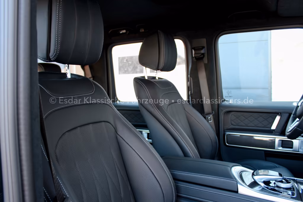 Mercedes-Benz G 500