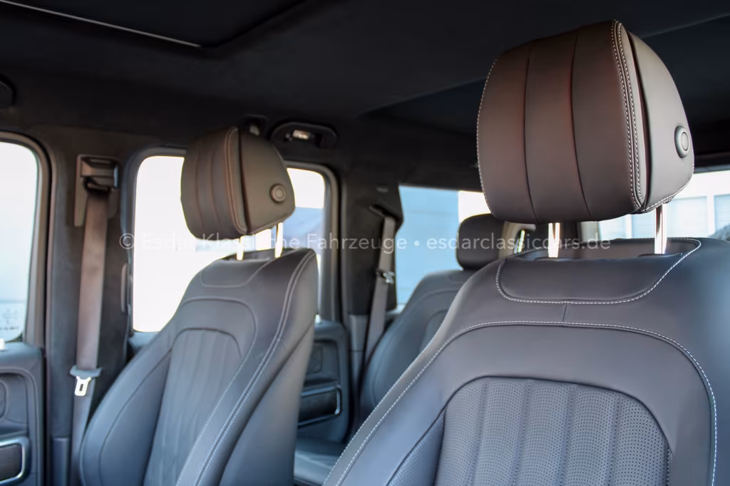 Mercedes-Benz G 500