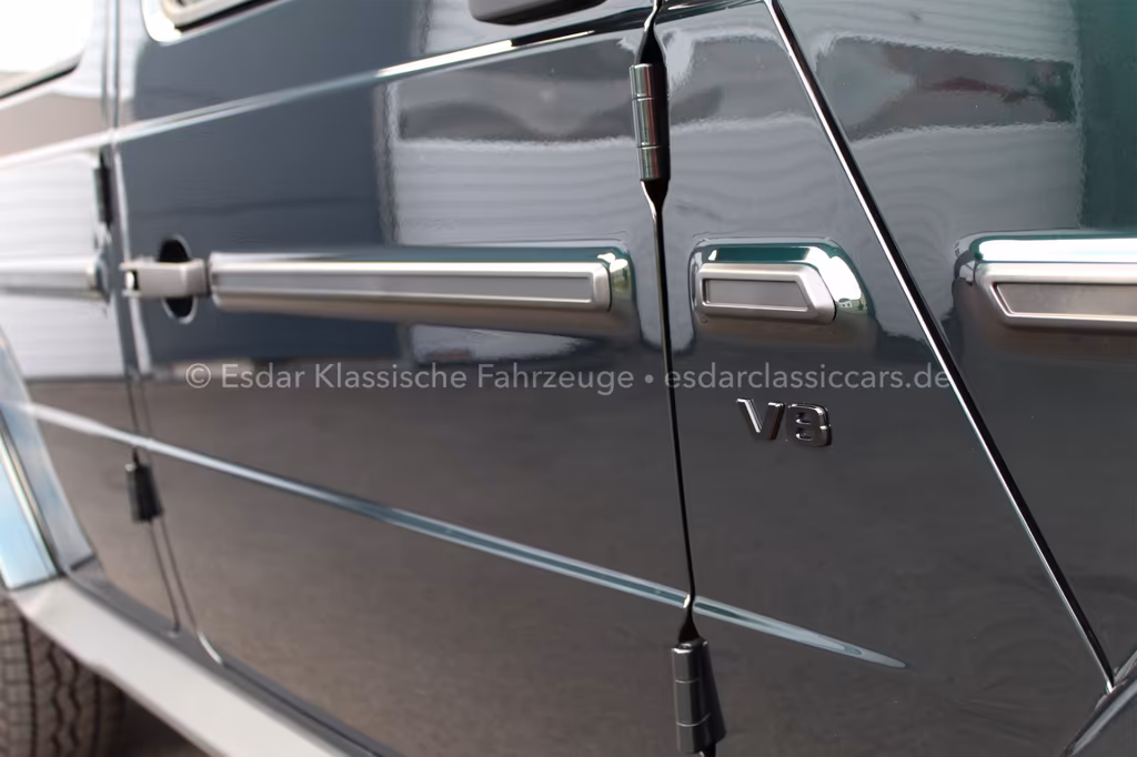 Mercedes-Benz G 500