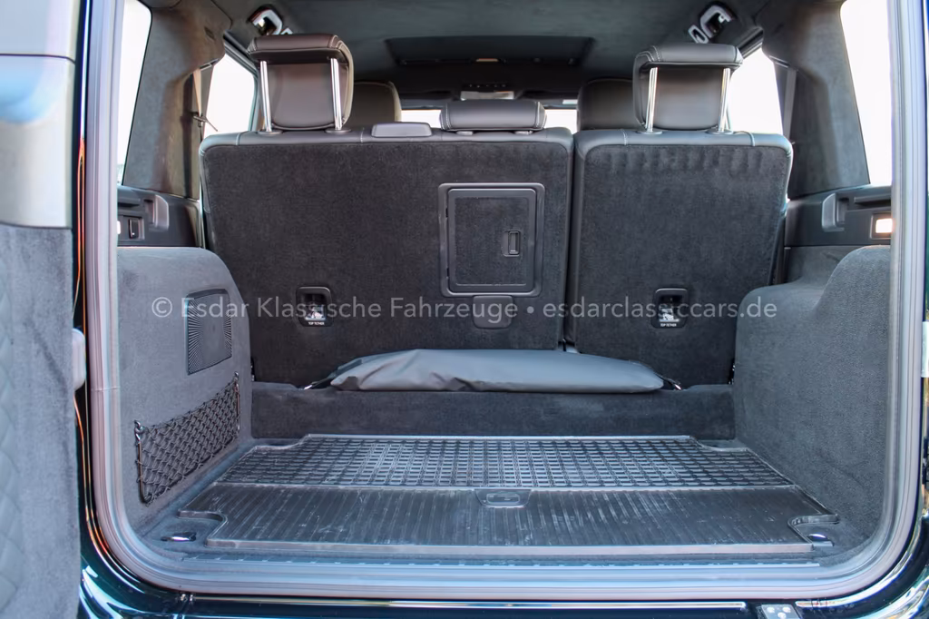 Mercedes-Benz G 500