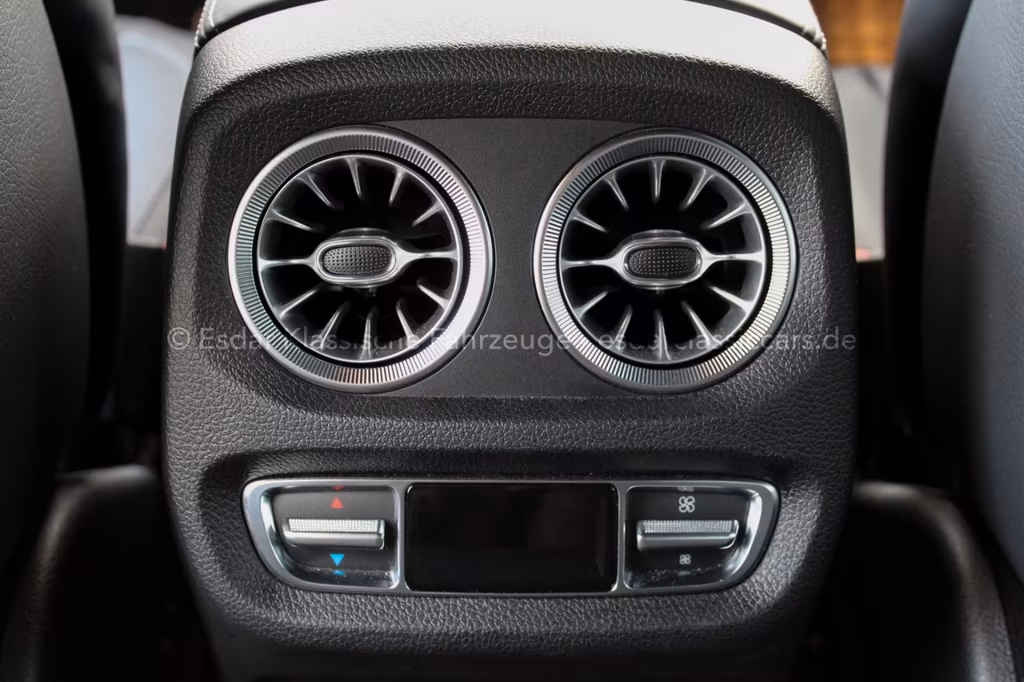 Mercedes-Benz G 500