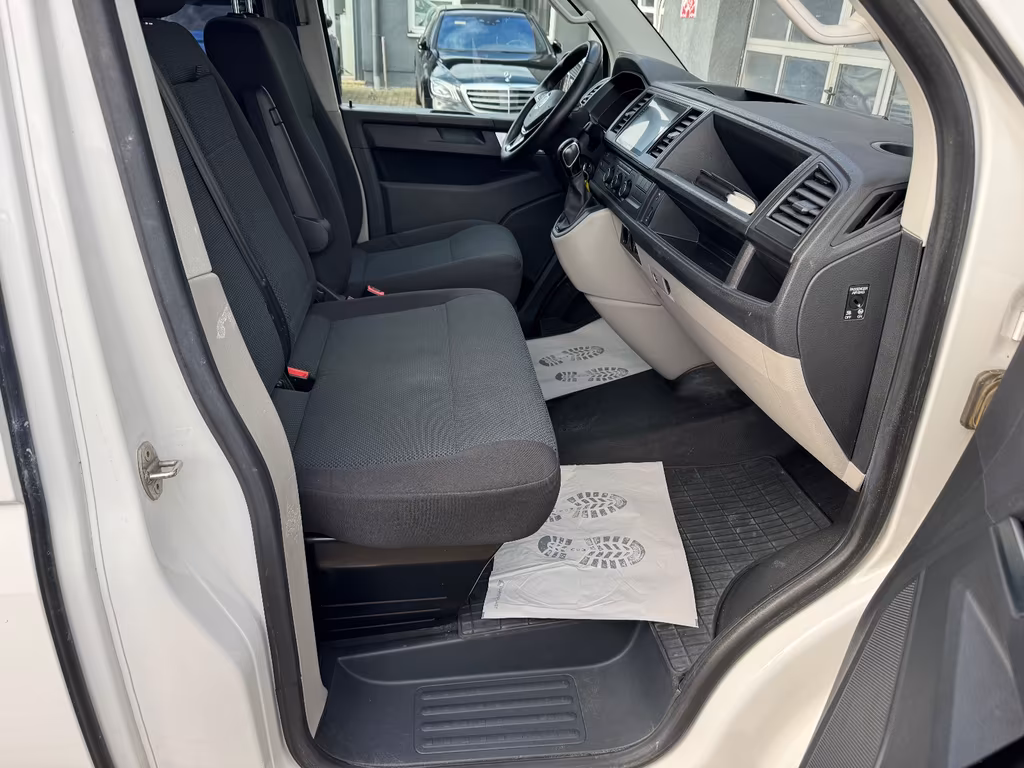 Volkswagen T6 Kombi