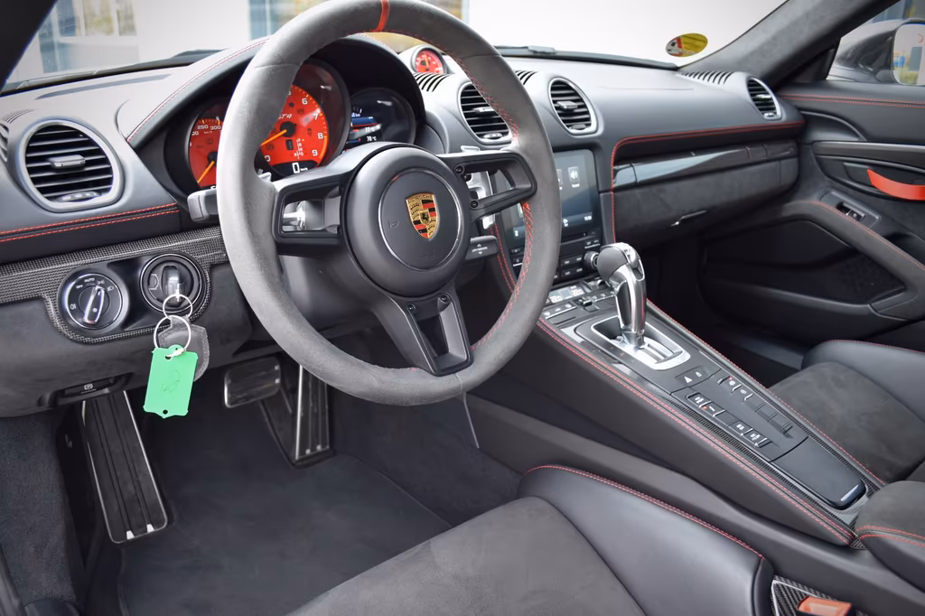 Porsche Cayman
