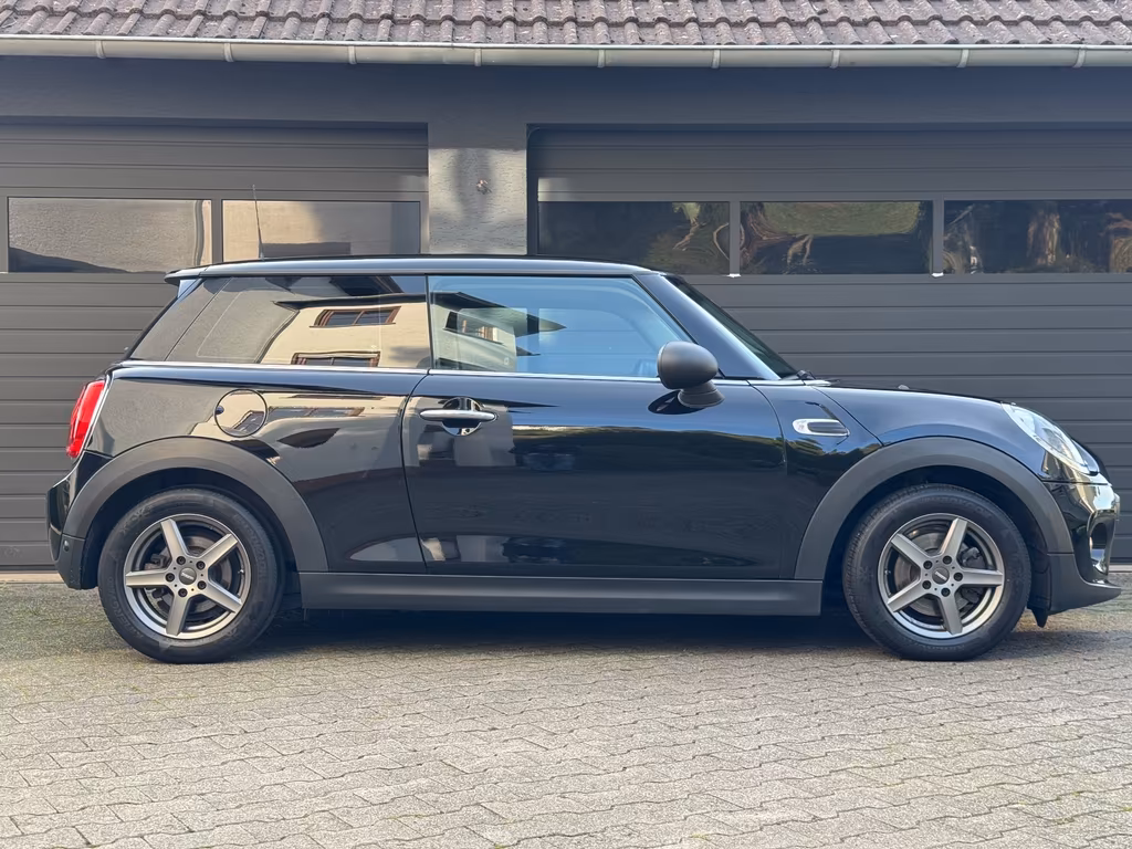 MINI One First