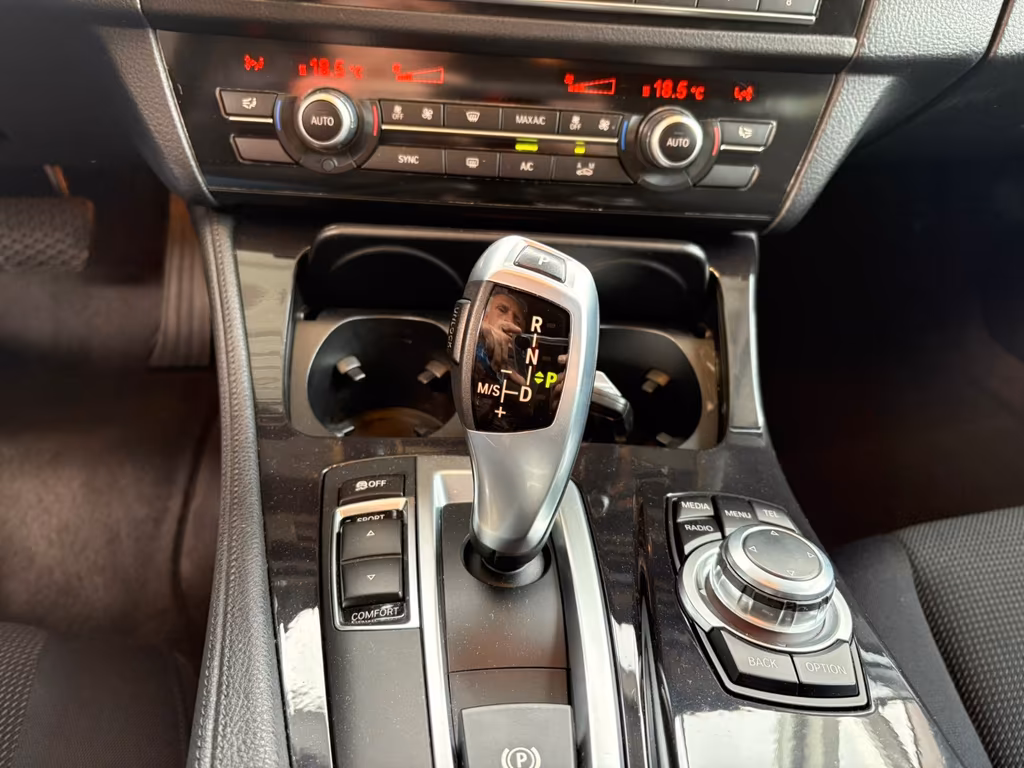BMW 518