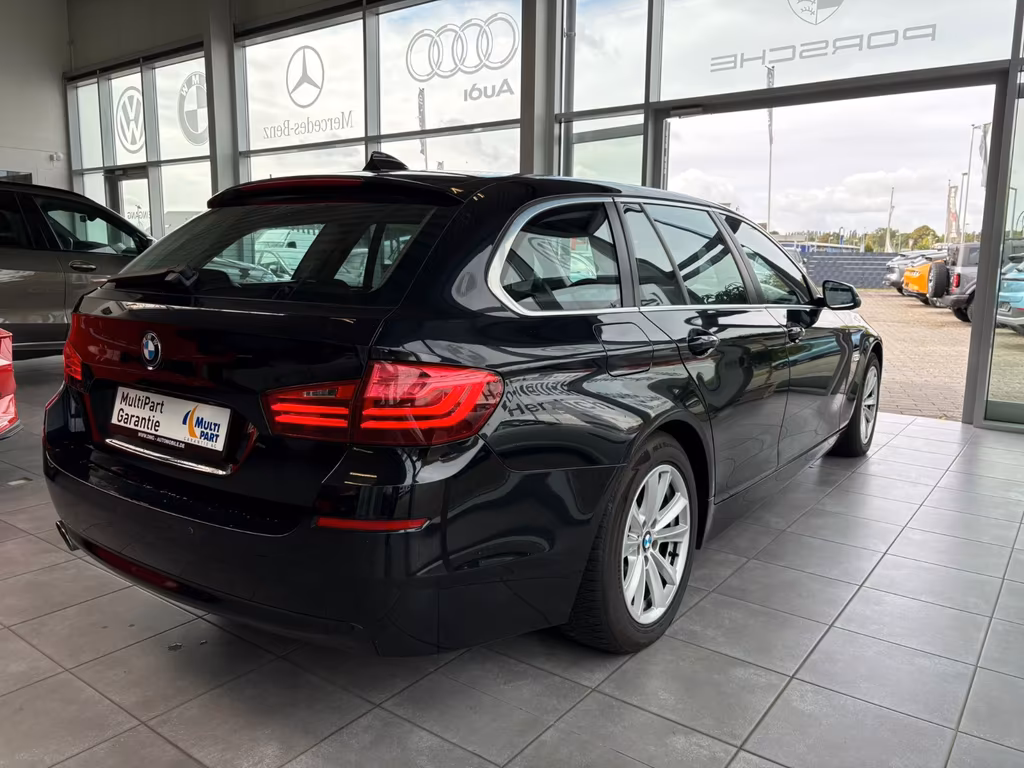 BMW 518