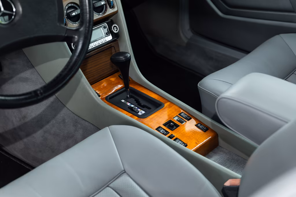 Mercedes-Benz CE 230