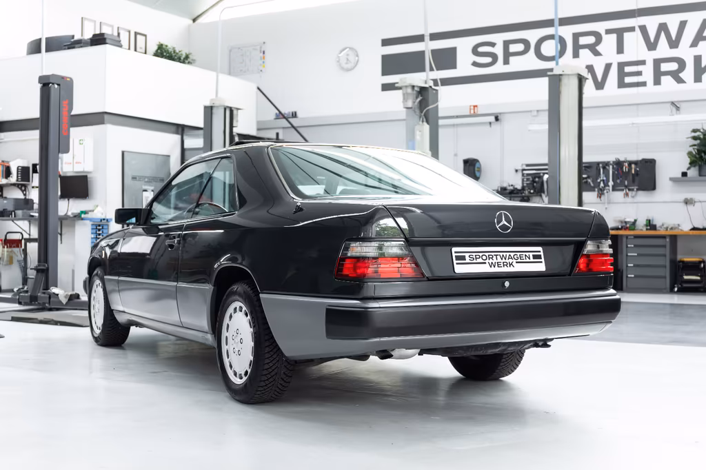 Mercedes-Benz CE 230