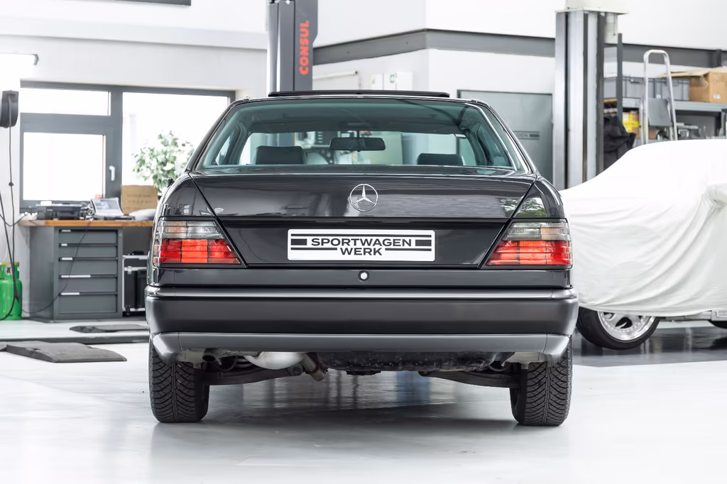 Mercedes-Benz CE 230