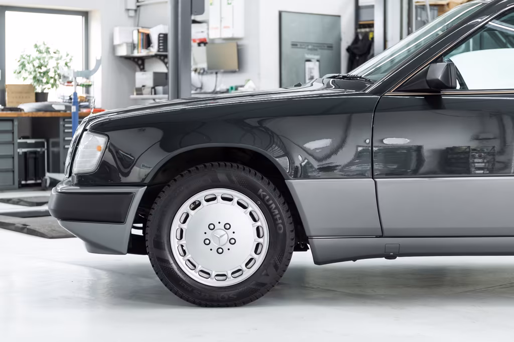 Mercedes-Benz CE 230