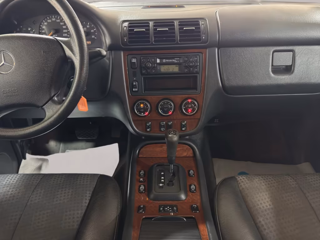 Mercedes-Benz ML 270