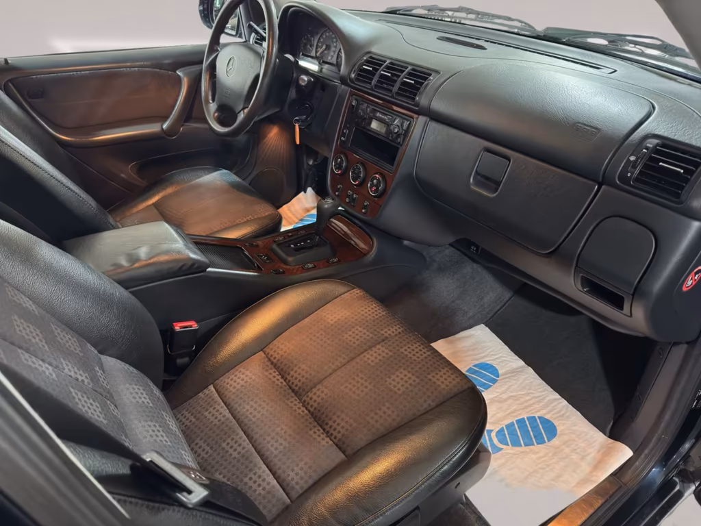 Mercedes-Benz ML 270
