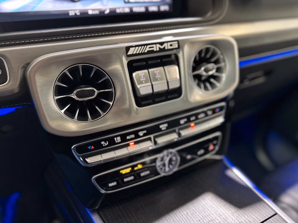 Mercedes-Benz G 400