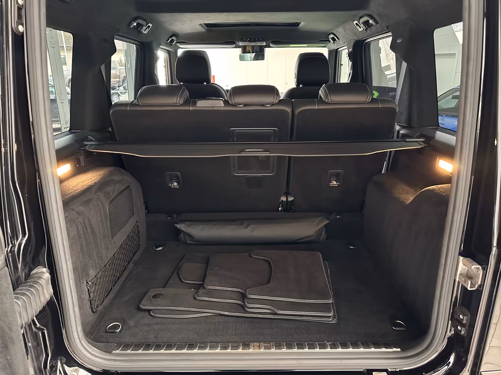 Mercedes-Benz G 400