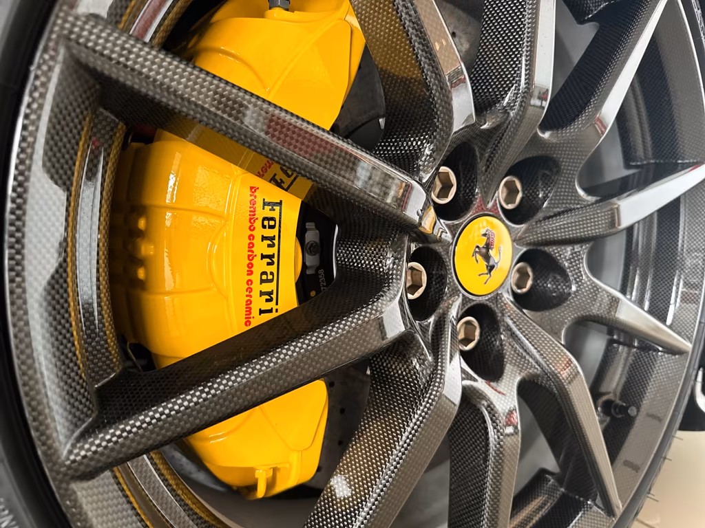 Ferrari SF90