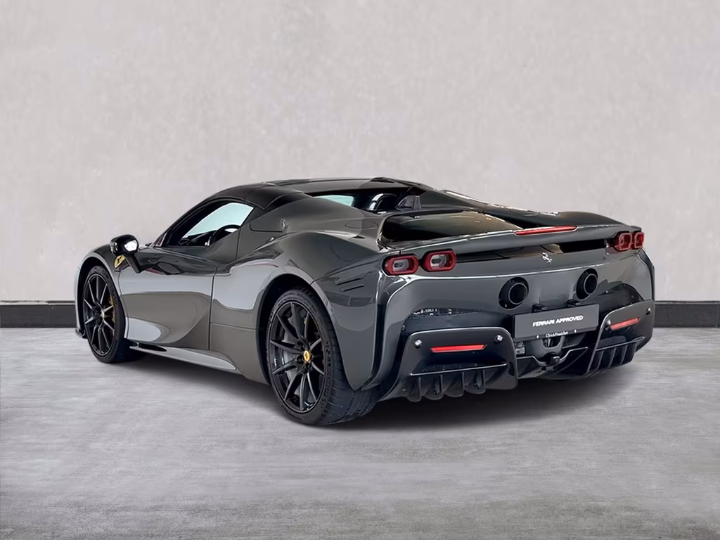 Ferrari SF90